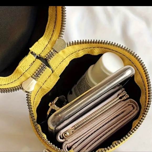 Popcorn clutch purse - Picture 7 of 9